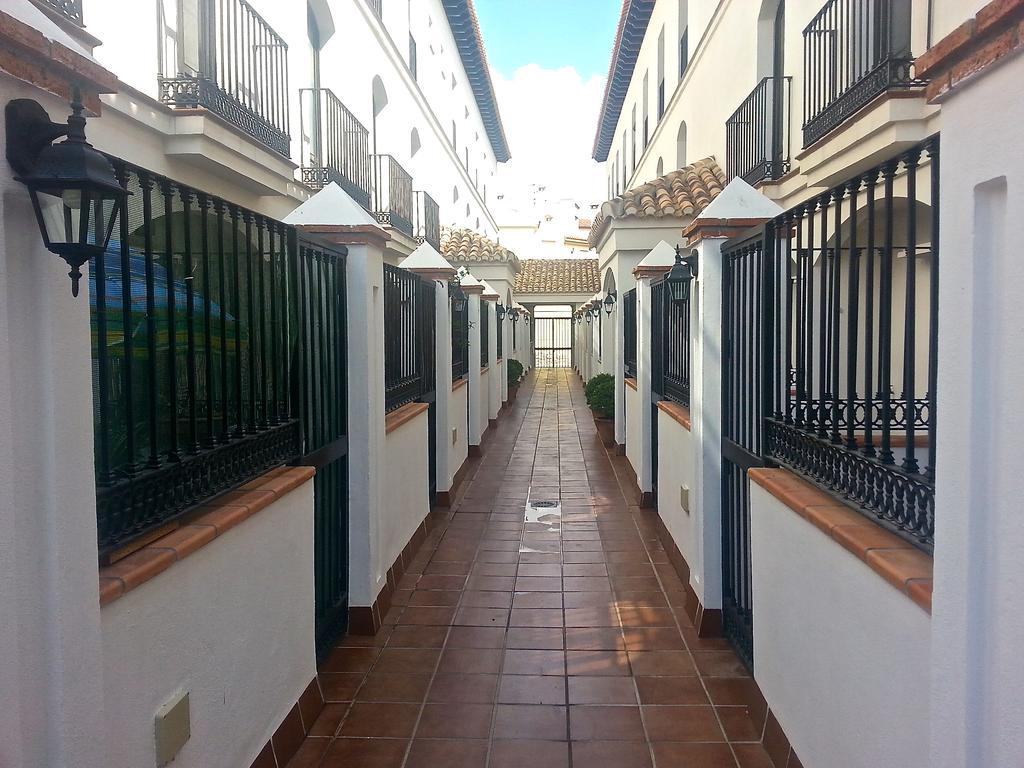 Velez Apartment Vélez de Benaudalla Εξωτερικό φωτογραφία