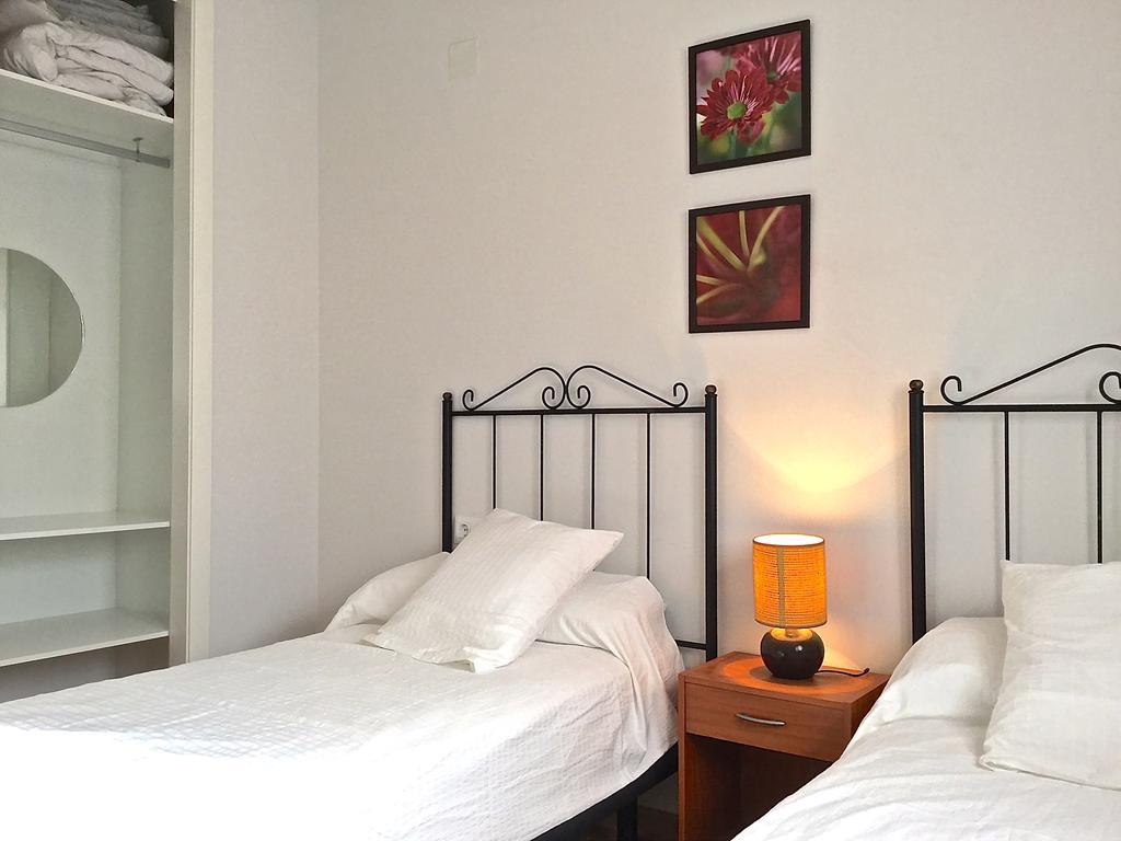 Velez Apartment Vélez de Benaudalla Εξωτερικό φωτογραφία